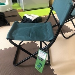 外で折りたたみチェア