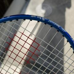 YONEX　バドミントンラケット　シャトル　羽の画像
