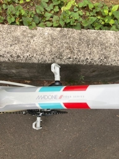 Madone4.7(定価￥324,000)