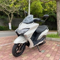 スズキ　バーグマン125