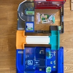 トミカ　立体駐車場の画像