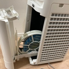 加湿器　シャープ　KC-D40 動作確認済みの画像