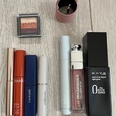 リキッドファンデ、リップなど