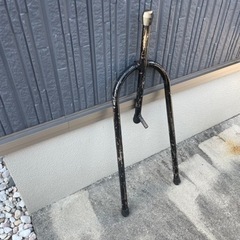 (決まりました)NSF100用　フロントスタンドの画像