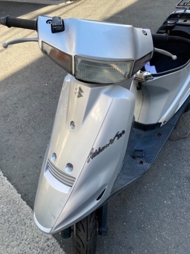 V100売ります  交換もします