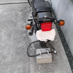 U字ロック台座 防犯対策台の画像