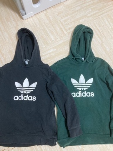 アディダスオリジナル　パーカー2着セット