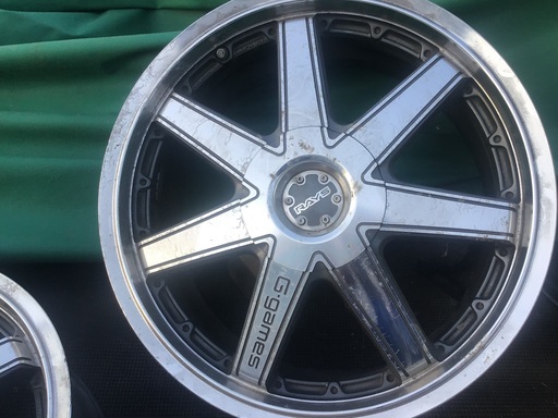RAYS アルミホイール　１７インチ　7J オフセット➕42 プリウス　ウィッシュ　スバル車　4本セット