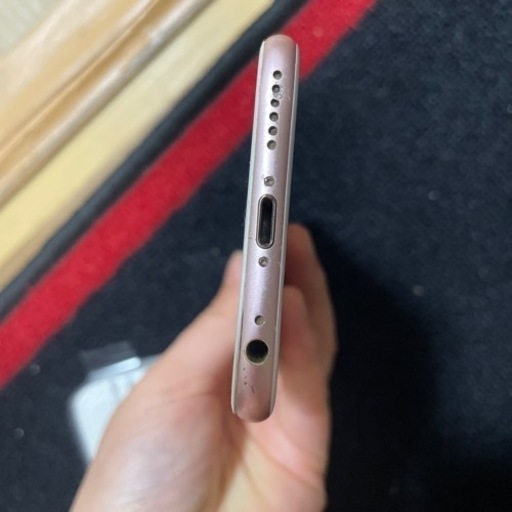 iPhone 6s Rose Gold 64GB SIMフリー イヤホン、箱付き