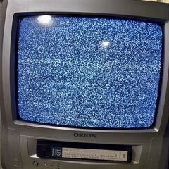 ビデオ付きカラーテレビ14型　テレビデオの画像