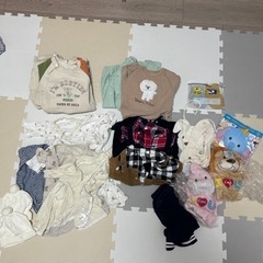 ベビー服　70サイズ　秋冬用　おもちゃ
