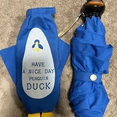ペンギンの折り畳み傘の画像