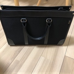 ビジネスバックの画像
