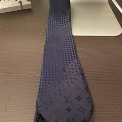 これはモテた！ヴィトンのネクタイ