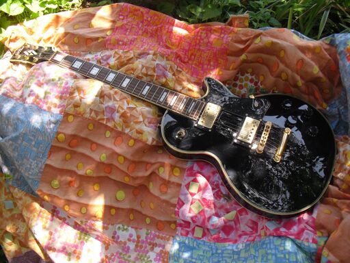 後藤ひとり、ぼっちなレスポカスタム　作り良しなプチビンテージ