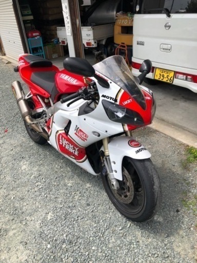 yzf r1   cbr250rr mc51と交換可　追加現金払い有り