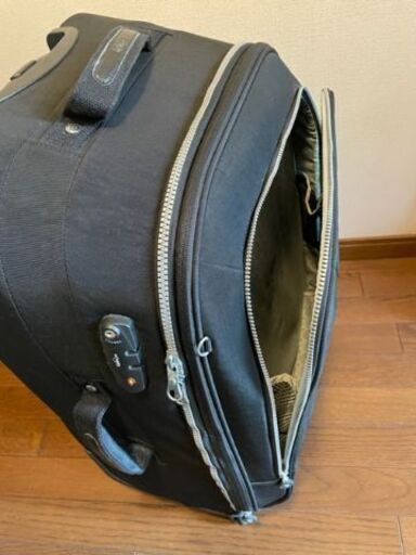 キプリング kipling スーツケース 黒（さいたま市内配送します）