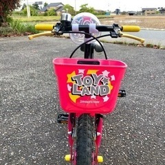 美品⭐︎ヘルメット付き！ブリヂストン　幼児用 子供用自転車　補助輪付き　3〜5歳オススメの画像