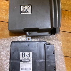 エブリイワゴン　62系　ECU