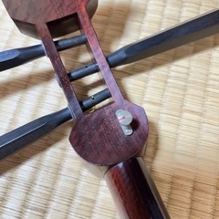 【最高級】三味線 中棹　金ホゾ　紅木　綾杉胴　付属品あり！の画像