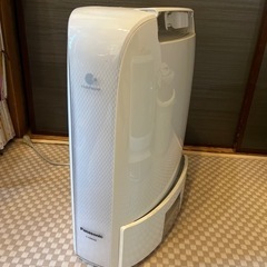 【受け渡し予定者様確定】Panasonic 衣類乾燥機除湿機
