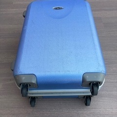キャリーケースをお貸しします！