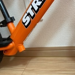 ストライダー　オレンジの画像