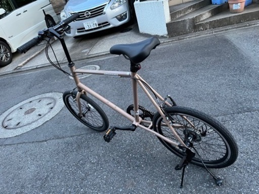 新品 ミニベロ自転車 アニマート サーファラマ 20インチ 7段変速 ベージュ