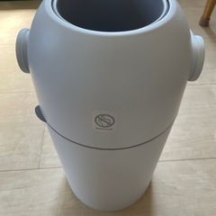 【お取引中】ピジョン　オムツ用ゴミ箱　ステール