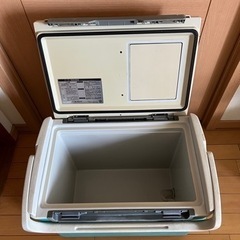 ダイワのクーラーボックスの画像