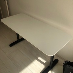 IKEA パソコンデスク 状態良いです