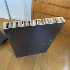 IKEA KALLAXダークブラウン端材 60cm×39cm×5cmの画像