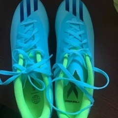 大人サッカー靴の画像