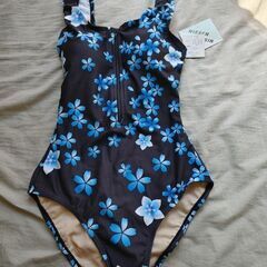 水着　Sサイズ　新品　おまけつき