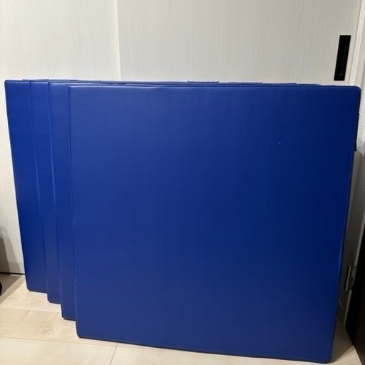ルームマット4枚　遊び場キッズスペース　室内ボルダリング用などに