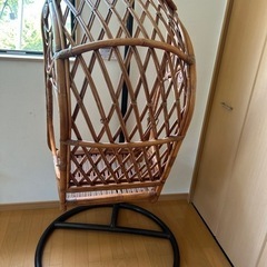 ブランコ　イス　籐家具の画像