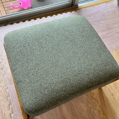 ウニコ　ヴィスカ　オットマン　　