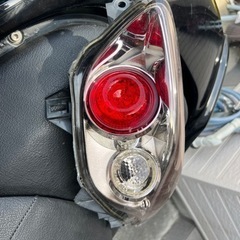 mf08 フォルツァ純正後期右テールランプ