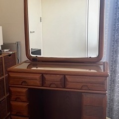 【差し上げます】ドレッサーの画像