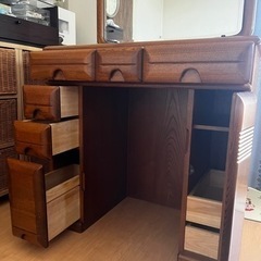 【差し上げます】ドレッサーの画像