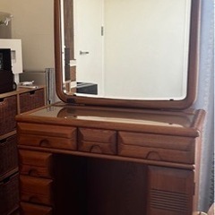 【差し上げます】ドレッサーの画像