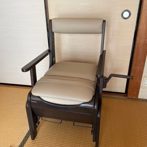 お取引中）介護トイレ　家具調ポータブルトイレ