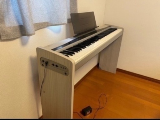 カシオ電子ピアノ