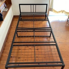【取引中】スチールシングルベッド