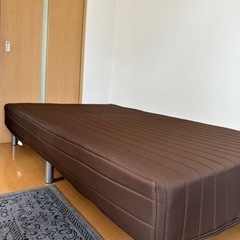 【取りに来てくれる方限定】セミダブル足付きコイルマットレス