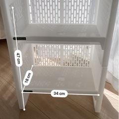 ☆無料☆白プラスチック2段棚を差し上げますの画像