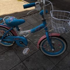 子供用自転車の画像