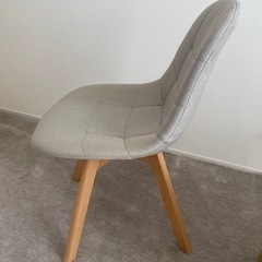 グレー　ナチュラルモダン系デスクチェア　の画像