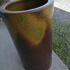 陶器傘立ての画像