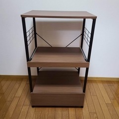 キッチン用品の棚